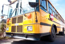 Réouverture des écoles : qu’est-ce qui va arriver avec le transport scolaire?